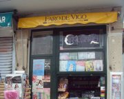 kiosko de prensa, revistas, papelería y golosinas