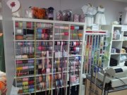 pequeña tienda taller de costura