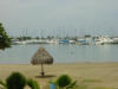 Club puerto azul, camuri, playa grande, Bahia de los Piratas, . Venta de  acciones de Recreacional - la guaira Vargas
