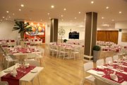 Traspaso magnífica Cafetería-Restaurante