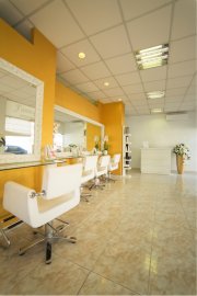 Salón Peluquería y Estética en Ibiza