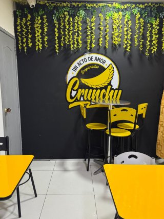se-vende-negocio-de-comidas-rapidas-acreditado-en-bogota-crunchy-2_1784753470.jpeg