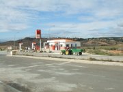 gasolinera y terrenos turismo rural