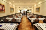 restaurante junto a cine