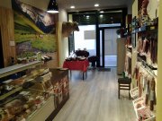 Tienda de embutidos de León y jamonería