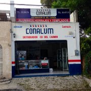 Traspaso negocio con local en renta  el giro es venta de aluminio y herrajes 