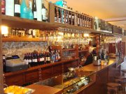 Taberna en funcionamiento en San Vicente de la Barquera