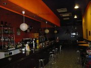 bar de copas en el paseo maritimo antonio machado 