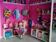 tienda de regalos de niño
