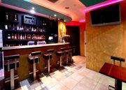 Se traspasa Bar/club de 990 m2