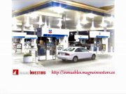 lote de dos gasolineras en granada