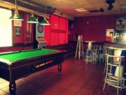 Bar musical y cafetería, cerca de Parc Valles