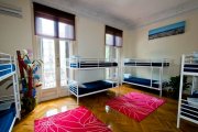 Precioso hostal en venta en en el eixample