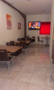 se traspasa bar cafetería