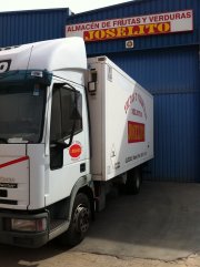 Se vende o traspasa almacen de frutas