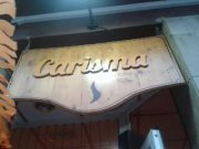 Bar-cafeteria en frente del mercado