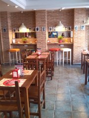 Céntrico café-bar en Illescas
