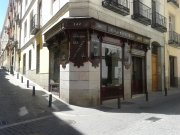 lounge bar