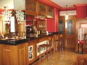 Vendo edificio 3 plantas con Restaurante, viviendas, garaje y almacén