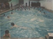 Restaurante parrilla, merendero con piscinas