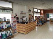 Traspaso tienda de productos para animales, con peluquería y autolavado