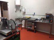 alquiler o traspaso carniceria-charcuteria y fruteria en funcionamiento