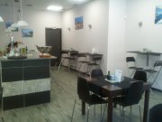 Bar cafeteria con terraza