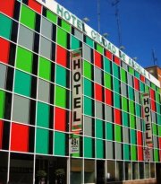 Hotel 2** Madrid Alcala de Henares 