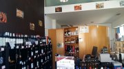 Se traspasa VINOTECA-BODEGA