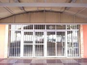 Se Alquila Bar