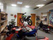 traspaso tienda -taller motos con vivienda