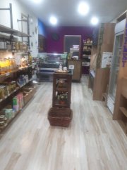 Traspaso tienda de alimentos en funcionamiento