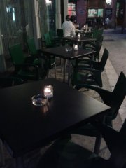 Moderna bocatería en el centro de Valencia