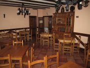 Bar-Restaurante en pleno funcionamiento