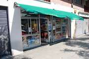 ZONA GLORIAS - Bodega-ultramarinos (comestibles). 