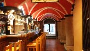 Venta de ñocal arrendado dedicado a hostelería