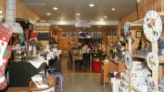 Centro Sta. Coloma Gramenet  Articulos del hogar, muebles y decoración GRAN OPORTUNIDAD. UBICACION EXCELENTE