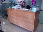 Mostrador para tienda de madera