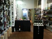 tienda de vino y productos gourmet