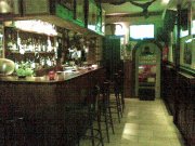 Precioso bar de copas funcionando 