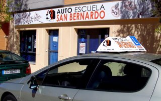 Autoescuela en Cáceres
