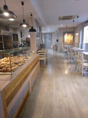 Traspaso panadería- cafetería en pleno rendimiento