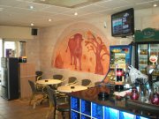 Cafeteria bar