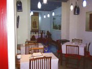 Local  y negocio de restaurante con licencia