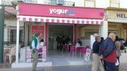 yogurice 1º linea en torremolinos