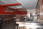 Magnífico bar, restaurante y cafetería