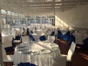 Restaurante en Puerto Marina