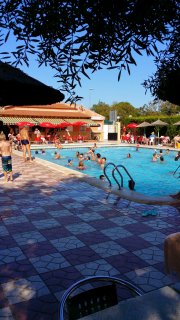 restaurante piscina polideportivo