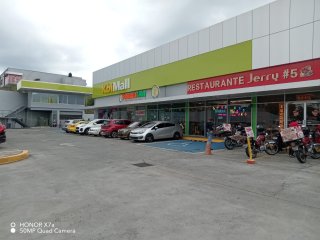 Se Vende Plaza Comercial en PANAMÁ