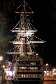 Restaurante en réplica  galeón del  SIGLO XVIII
